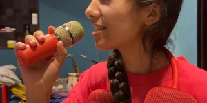 iK8 Pro行走的练歌房，红旗飘飘30周年，专业歌手的练歌神器！