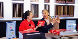 板材行业迎来技术军备赛，鹏鸿全效抗菌茶香板以科技领航变革