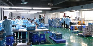 广东望京卡牌科技有限公司：全球卡牌市场的万能适配器